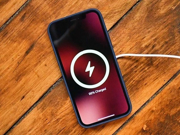 思明苹果手机维修分享iPhone 12可以随便充电吗 